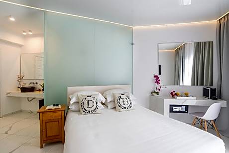 Prestige Pool View Room
