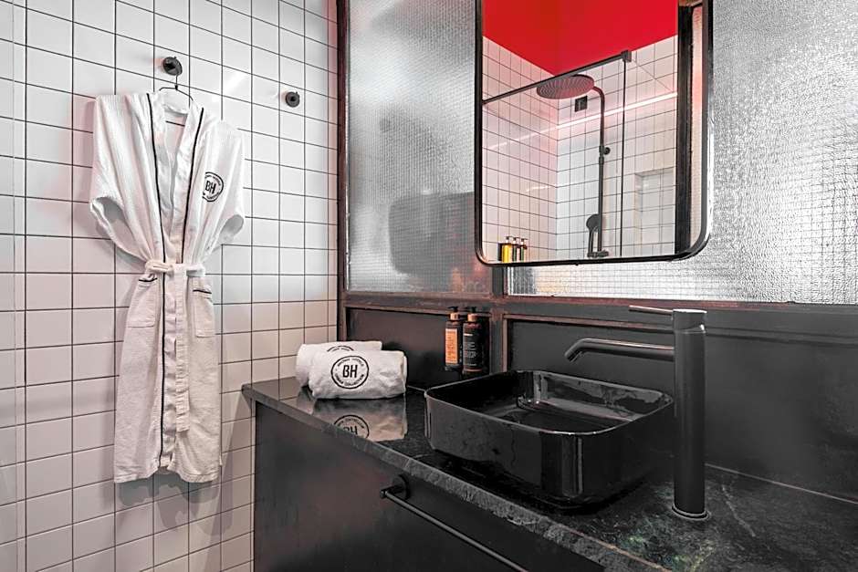 DAVE Red Athens - Son of a Brown