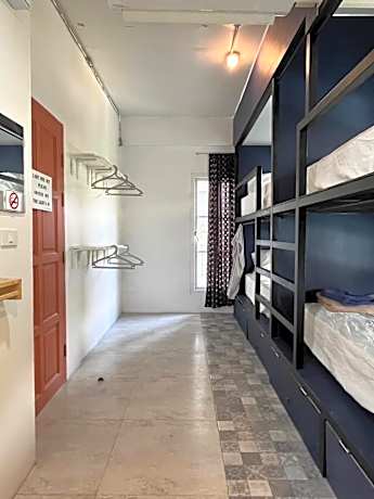 Quadruple Room with Shower