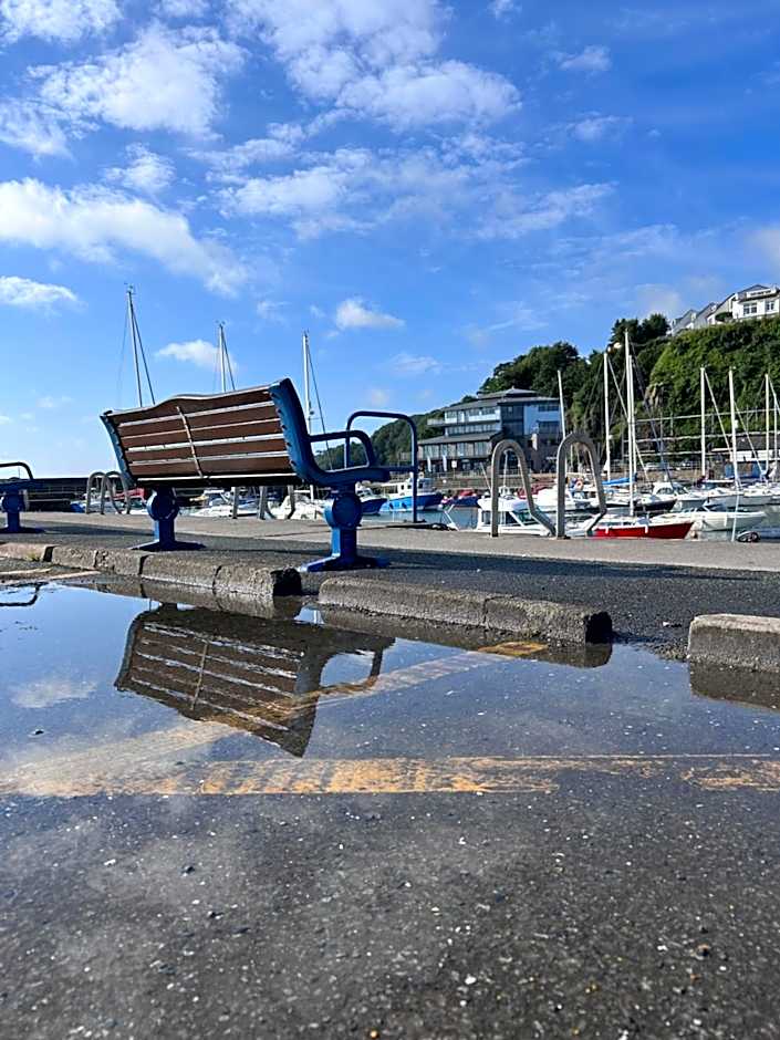 Harbour Stays - The Marine Centre, Saundersfoot Harbour, SA69 9HE
