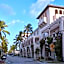 AKA West Palm