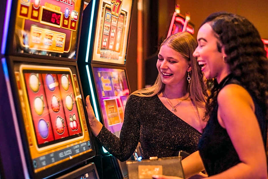 HOTELUX Amsterdam Airport Hotel