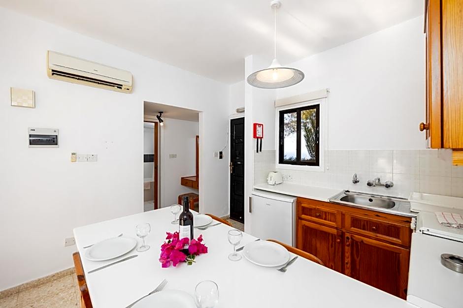 Tavros Hotel Apartments