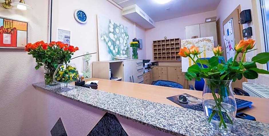 Europa Hotel Garni free parking