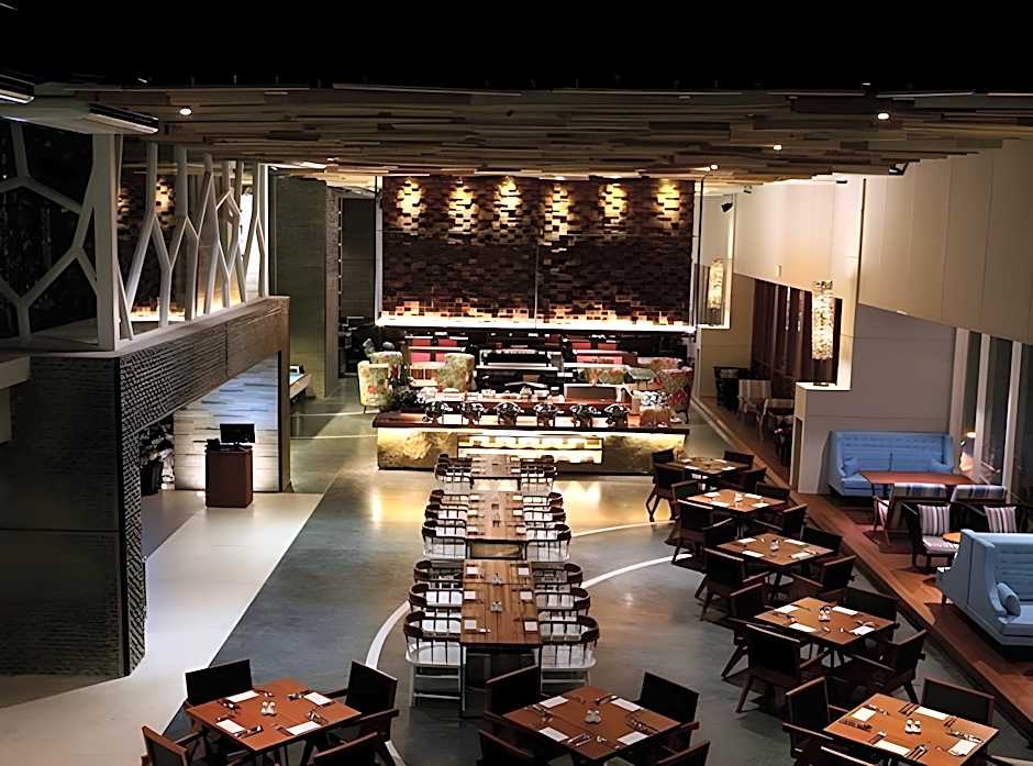 TS Suites Seminyak