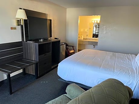 Landmark Inn