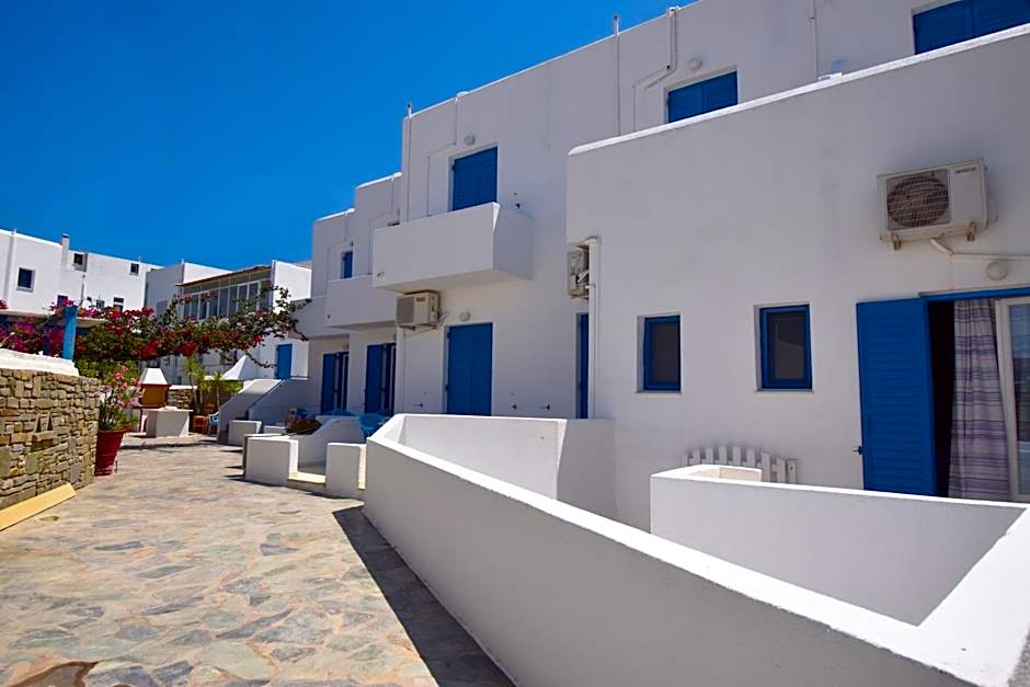 Ayeri Hotel