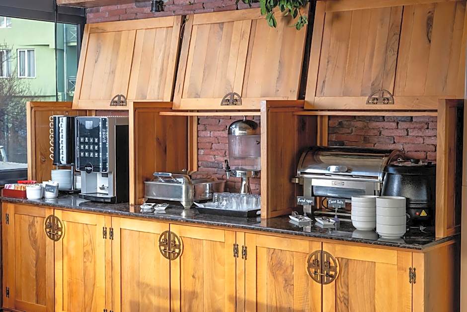 Urban Boutique Hotel