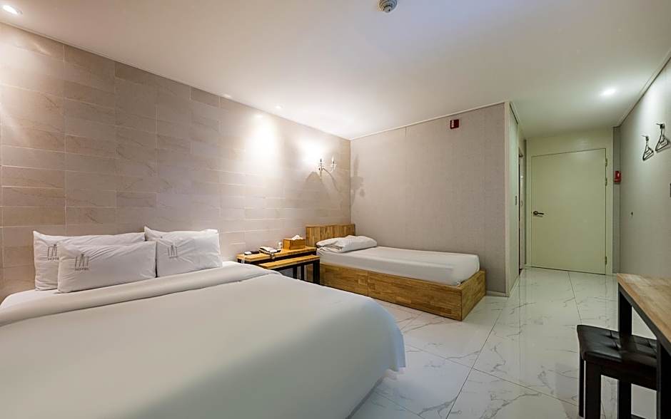 Workers Hotel Ansan by Anook