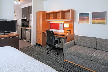 King Studio with Sofa Bed and Roll-in Shower - Mobility and Hearing Accessible