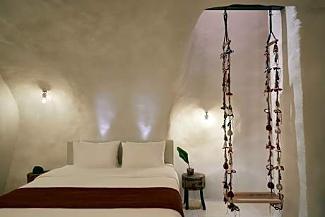 Athiri Junior Suite with Private Heated Indoor Plunge Pool