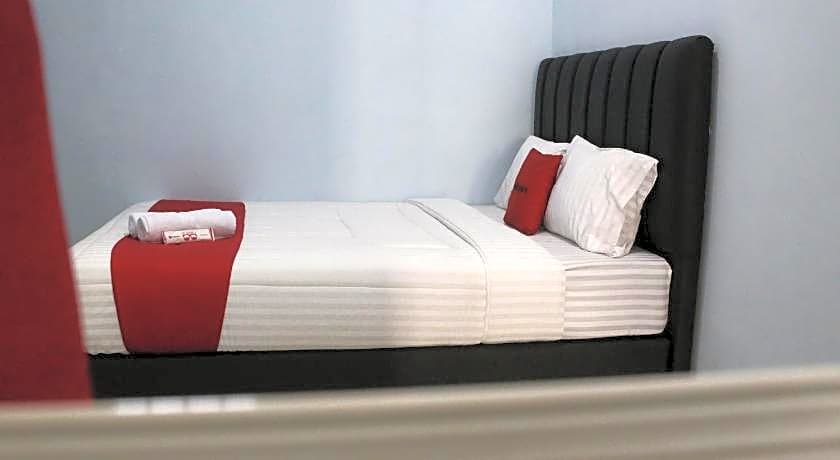 RedDoorz Syariah near Suncity Mall Madiun