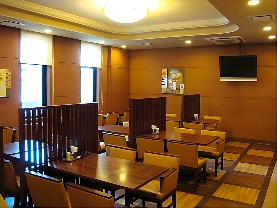 Hotel Route-Inn Gifuhashima Ekimae