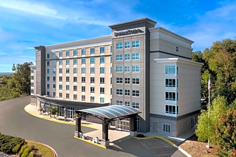 DoubleTree by Hilton Chattanooga Hamilton Place