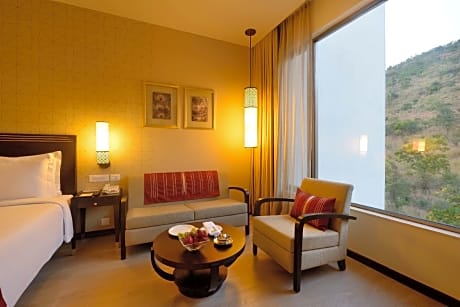 Suite  With 1 Dbl Bed