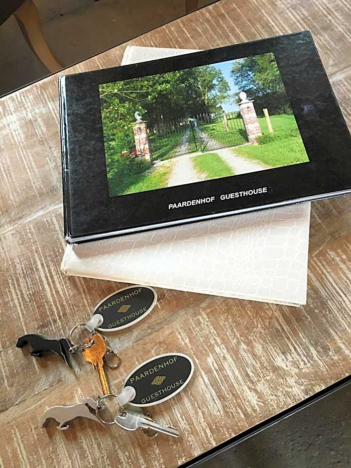 Paardenhof Guesthouse