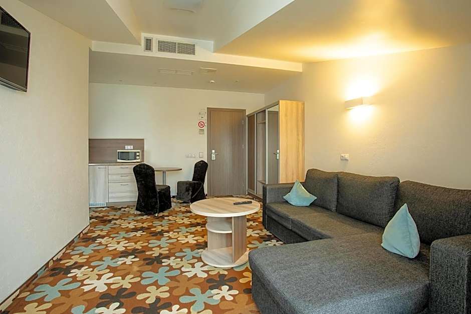 Algiro Hotel