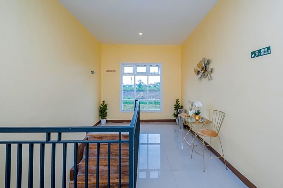 RedDoorz Syariah near RSUD Dr Iskak Tulungagung