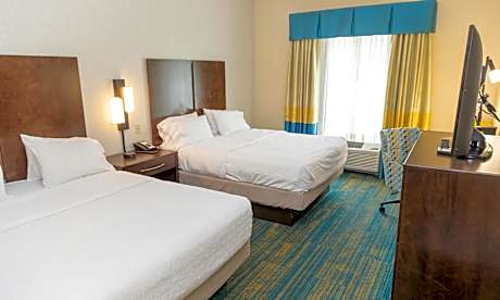 Queen Room with Two Queen Beds (4 Adults)