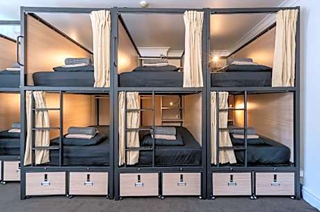 Small Pod in Shared Dorm