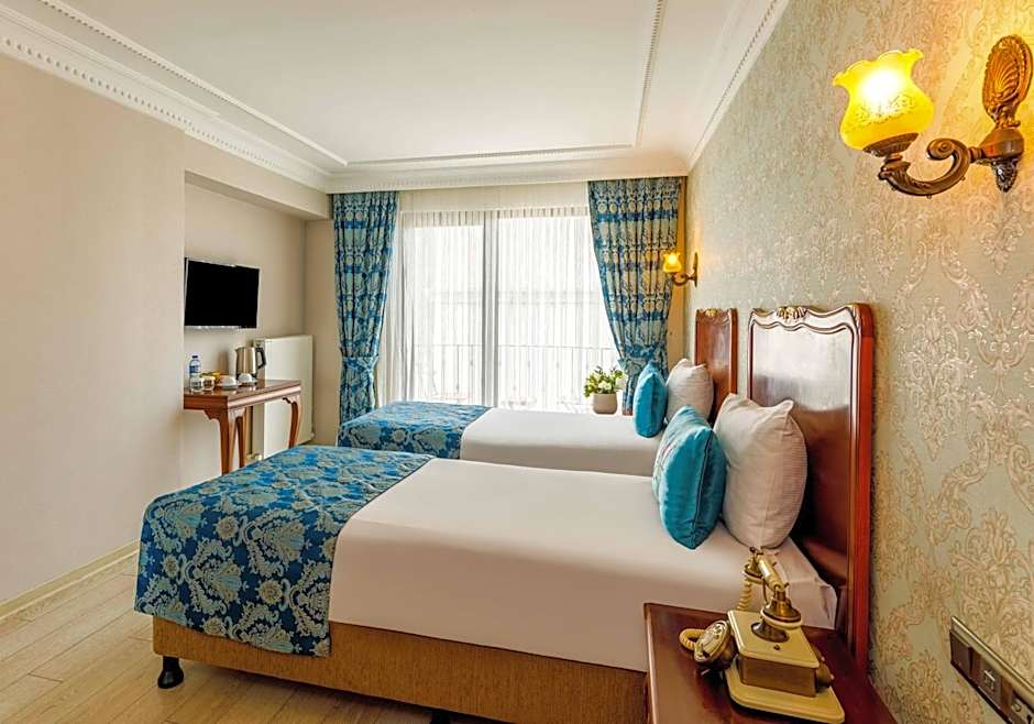 Foto 1 daripada 11 — Superior 1 Double Bed or 2 Beds, Balcony