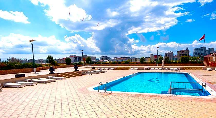 The Green Park Bostanci