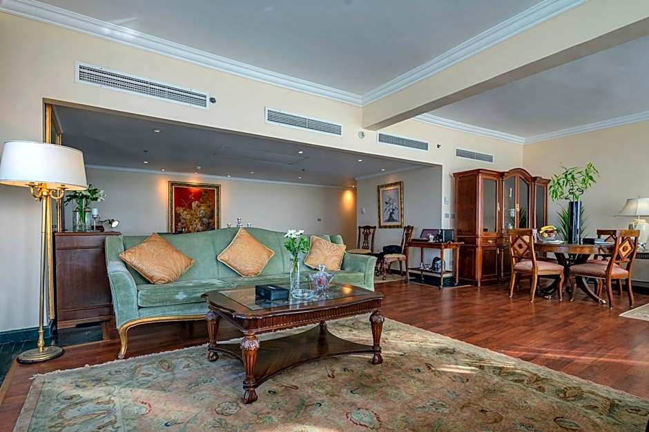 Helnan Royal Palestine 