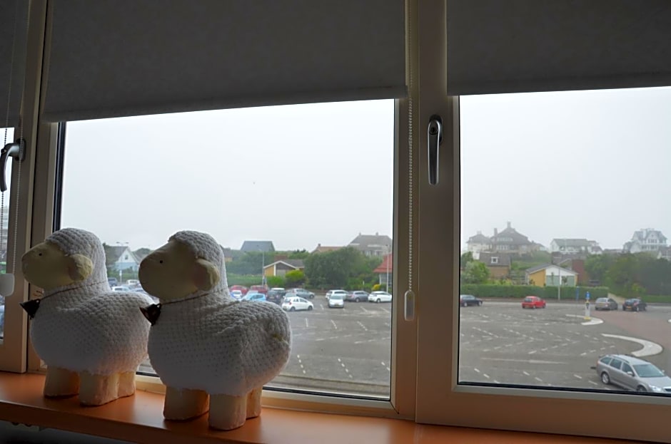 Pension 't hofje 350 meter van het strand