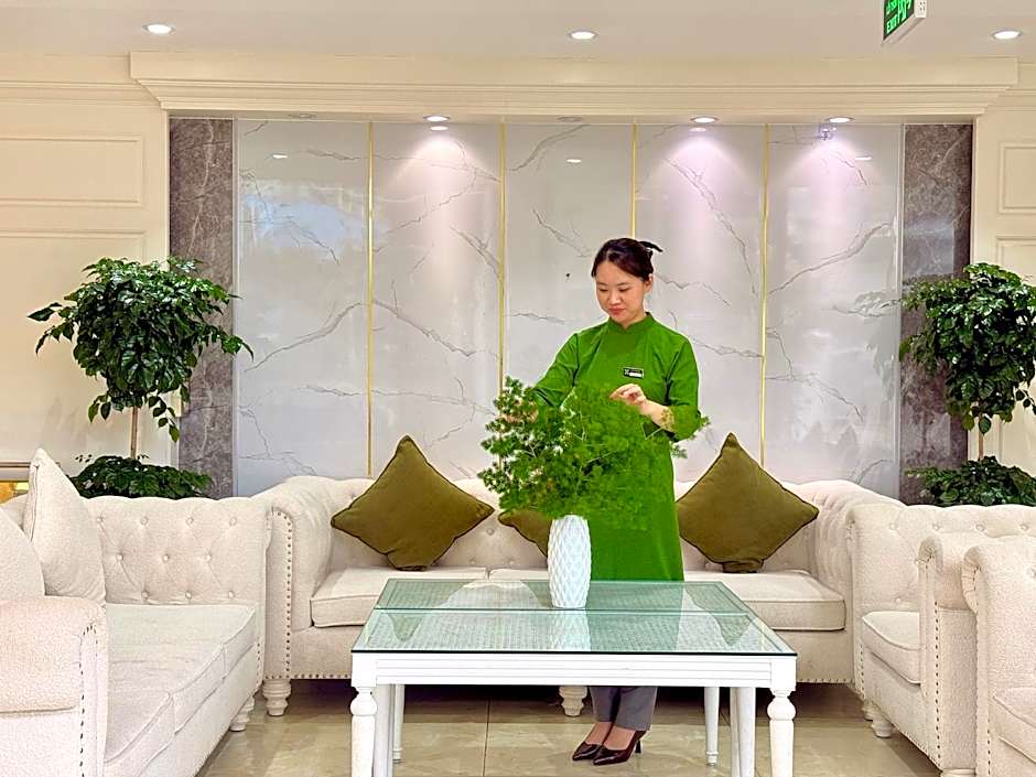 Nature Hotel - Pham Hong Thai