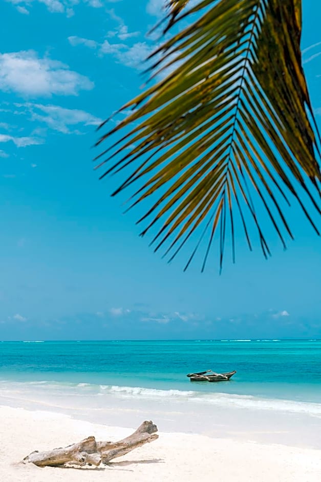 Shanuo Beach Bungalows