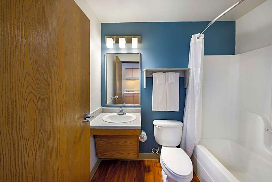 WoodSpring Suites Columbus Southeast