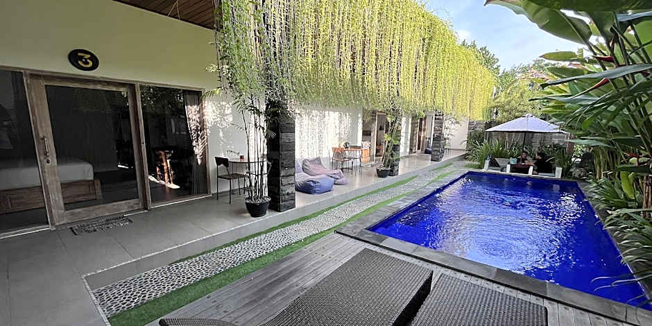 Pis Bolong Canggu