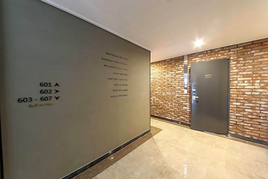 B&F Hotel