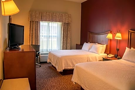 Room with Two Queen Beds - Non-Smoking