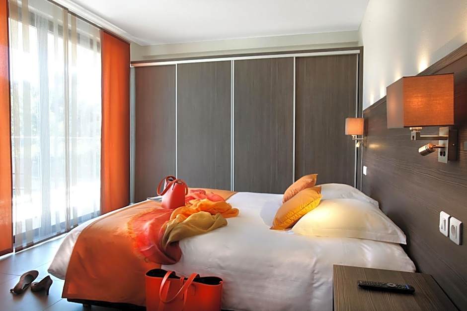 Seventeen Hotel