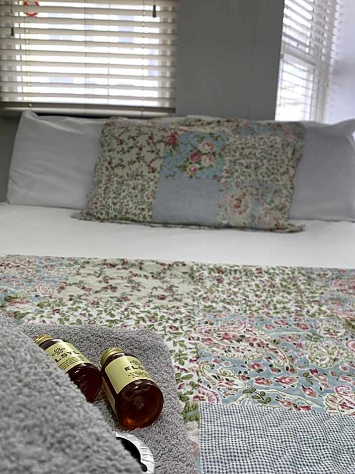 Relax Inn Guest House