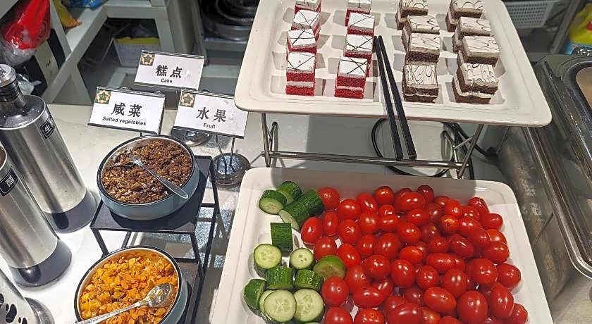 IU Hotel Chongqing Jiefangbei Hongyadong Chaotianmen