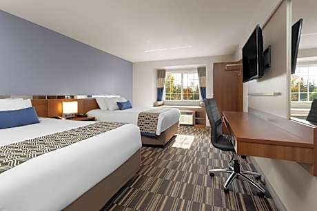 Deluxe Queen Room with Two Queen Beds - Disability Access - Non-Smoking