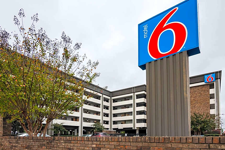 Motel 6-Columbus, GA - Downtown