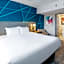 Comfort Suites