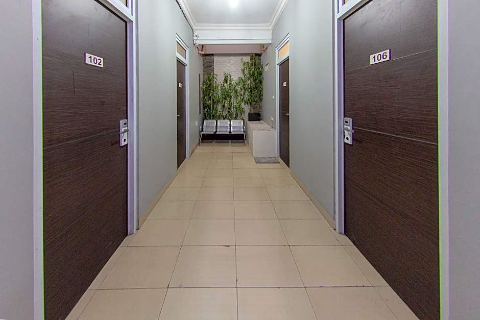 OYO 657 Elite Residence Central Park Mall By TOS