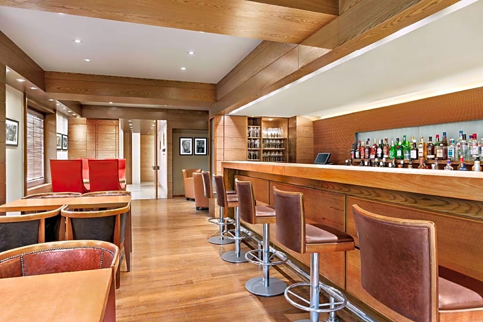 Trademark Collection By Wyndham Lazart