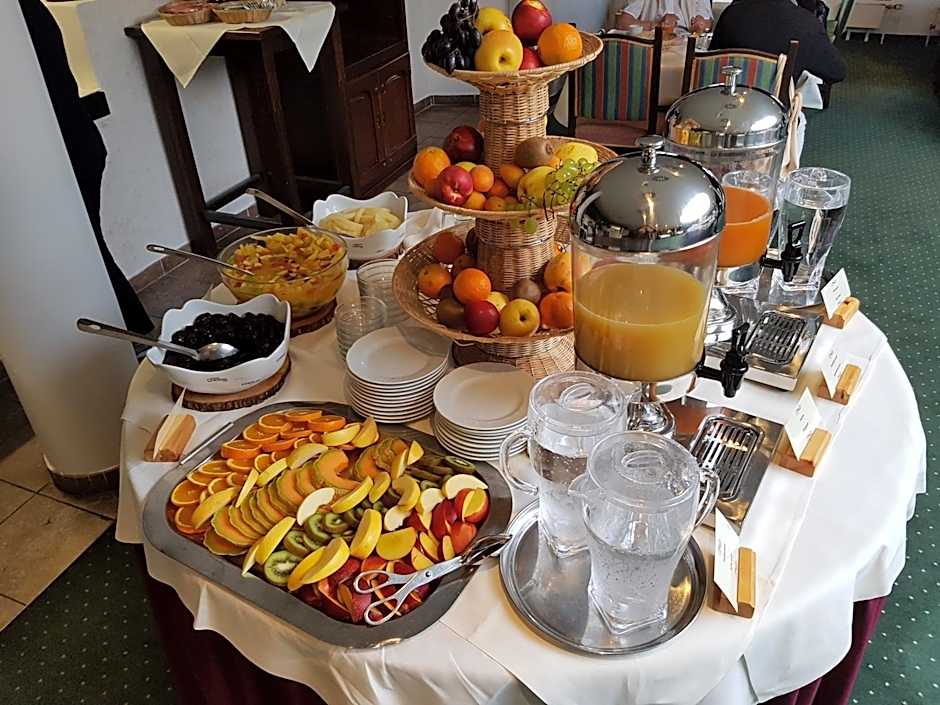 Family Hotel Schloss Rosenegg