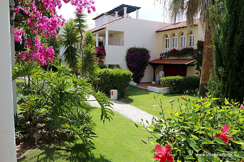 Apartamentos The Old Village by Village 4u