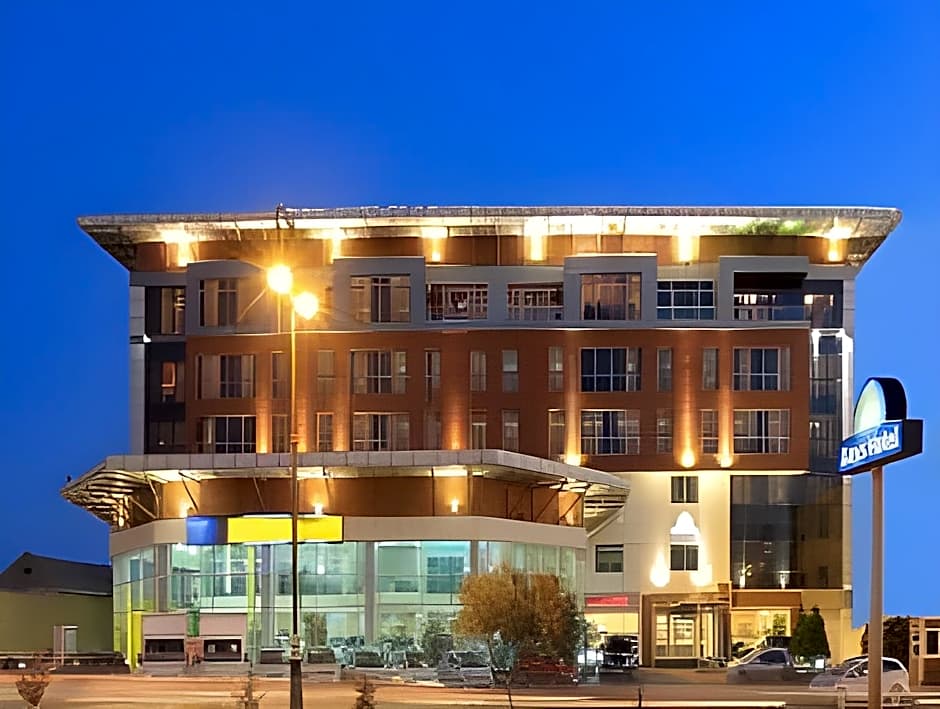 Days Hotel Baku