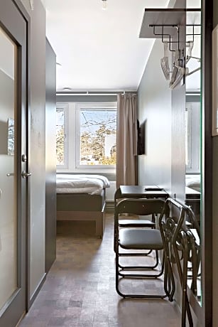 1 Double Bed Non-Smoking Standard Room Work Desk Wi-Fi Coffee Maker