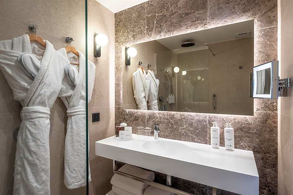 Radisson Hotel Cannes Seaside