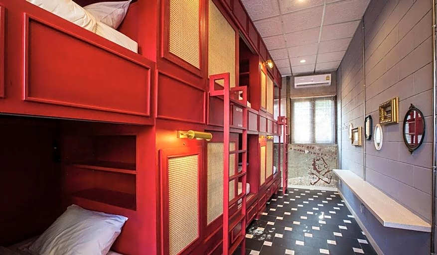 Azure Hostel Bangkok