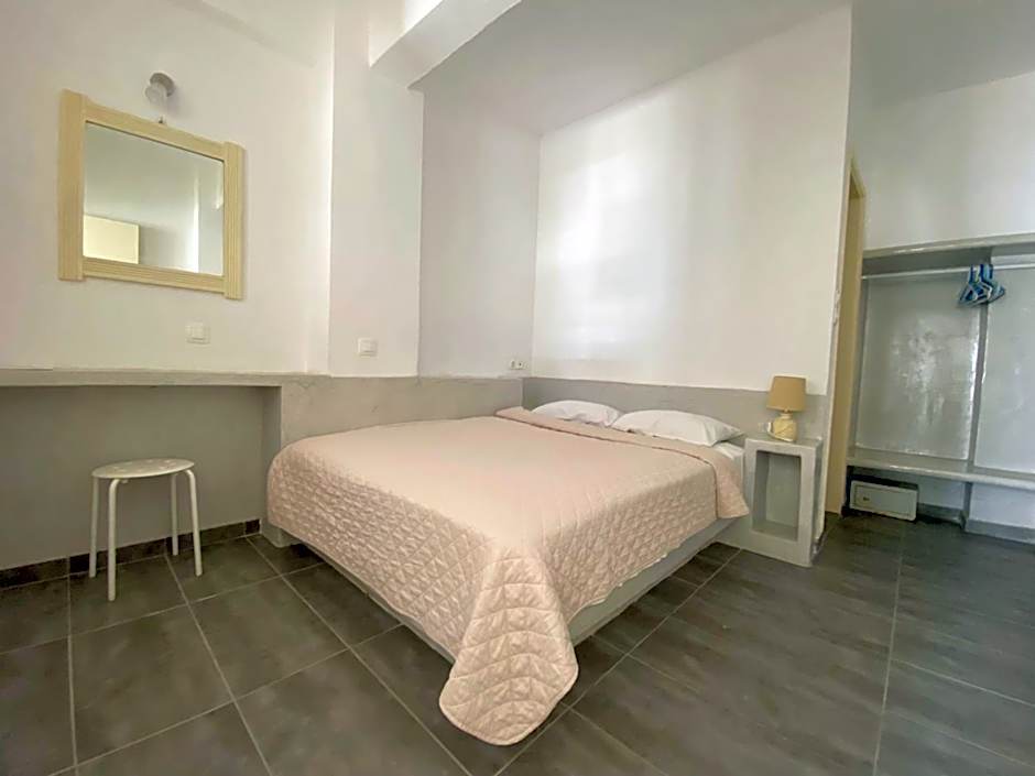 Anny Studios & Rooms Perissa Beach