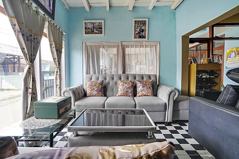 OYO 91011 Eco Tourism Desa Cibodas Areng 1 Syariah